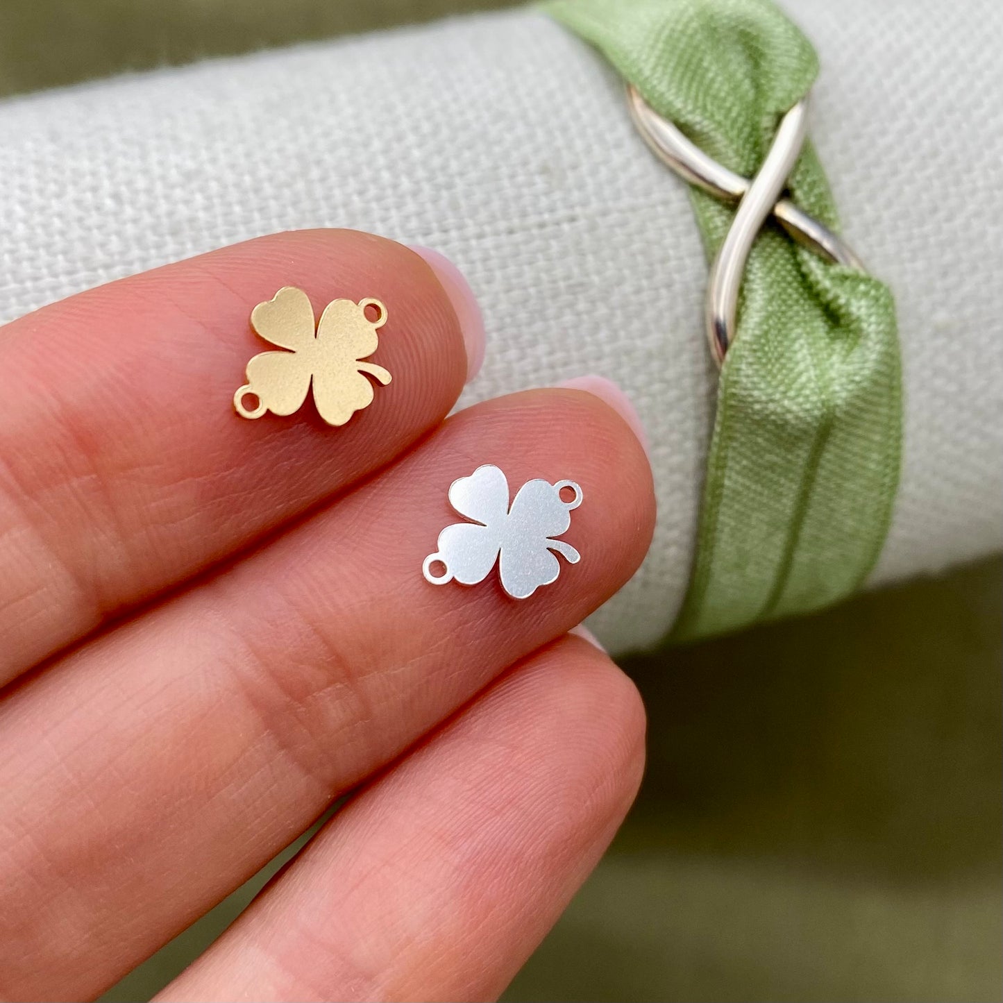 Shamrock Clover Connectors - 2 Pack - L53