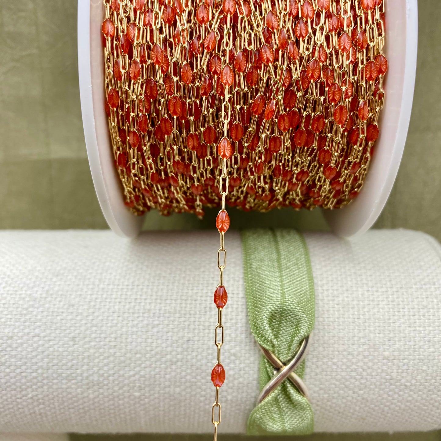 Coral Enamel Chain - Sunburst - E27