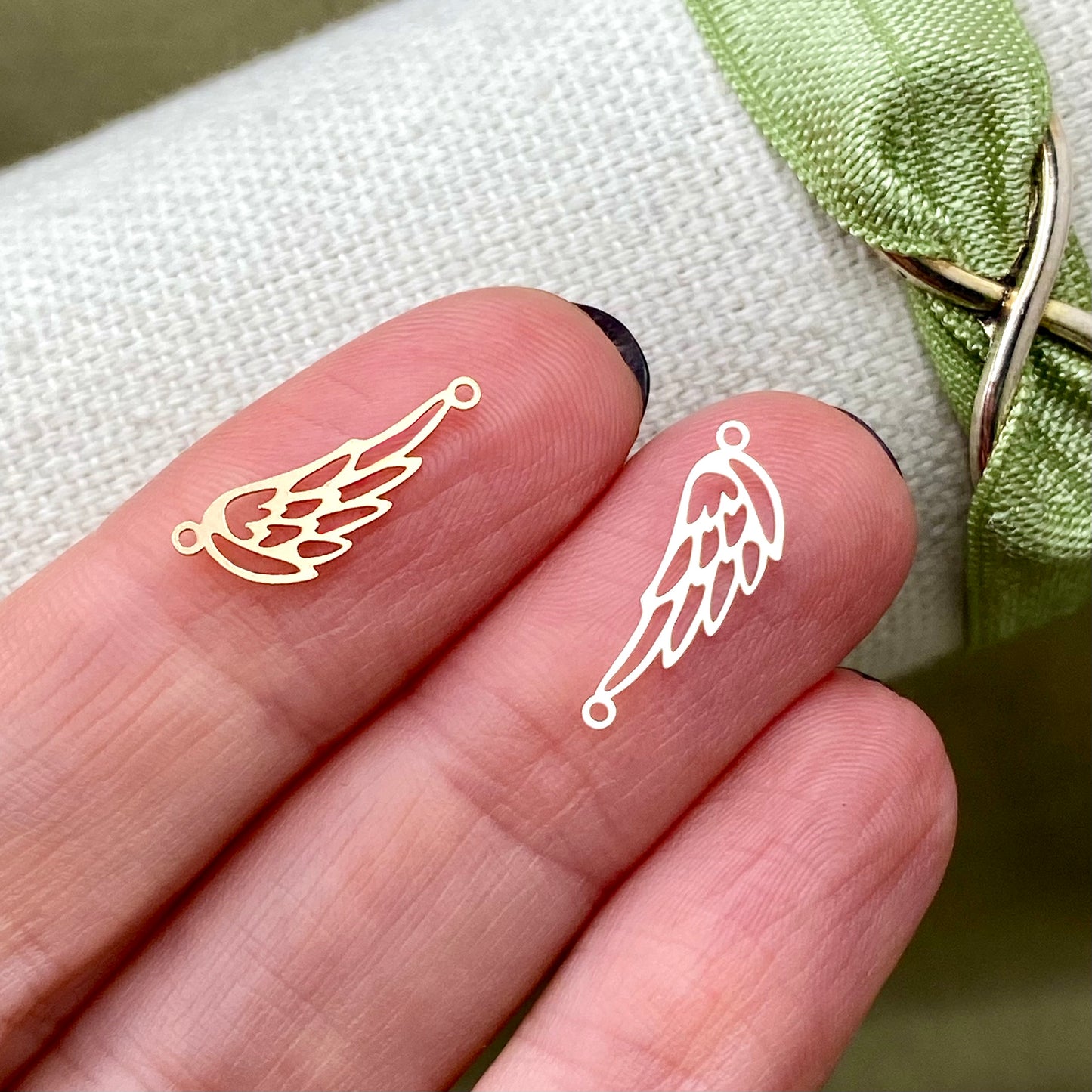 Angel Wing Connectors - 2 Pack - L47