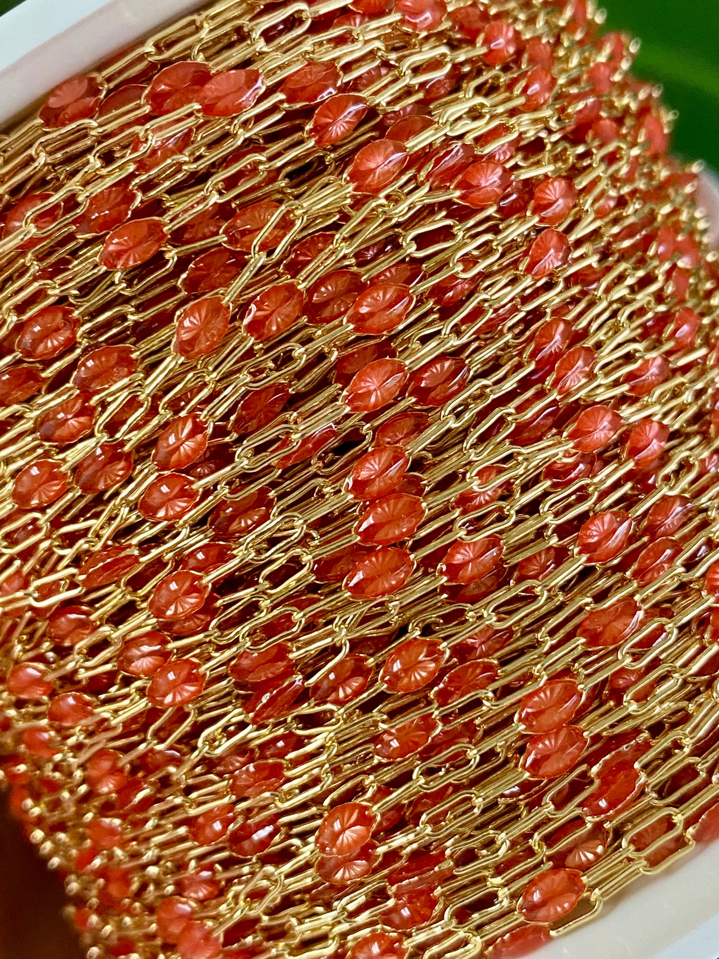 Coral Enamel Chain - Sunburst - E27