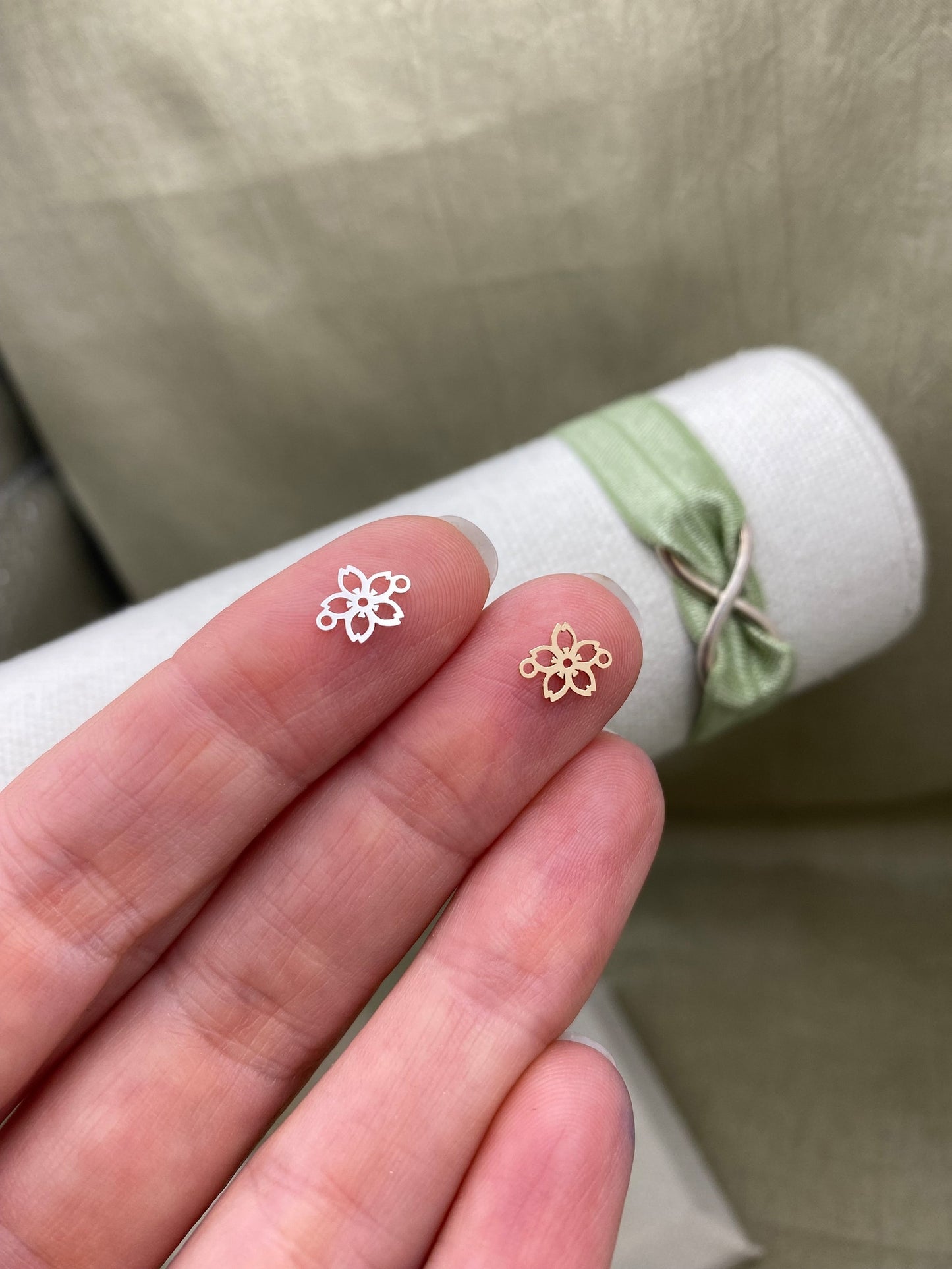 Cherry Blossom Connector - 2 Pack - L6