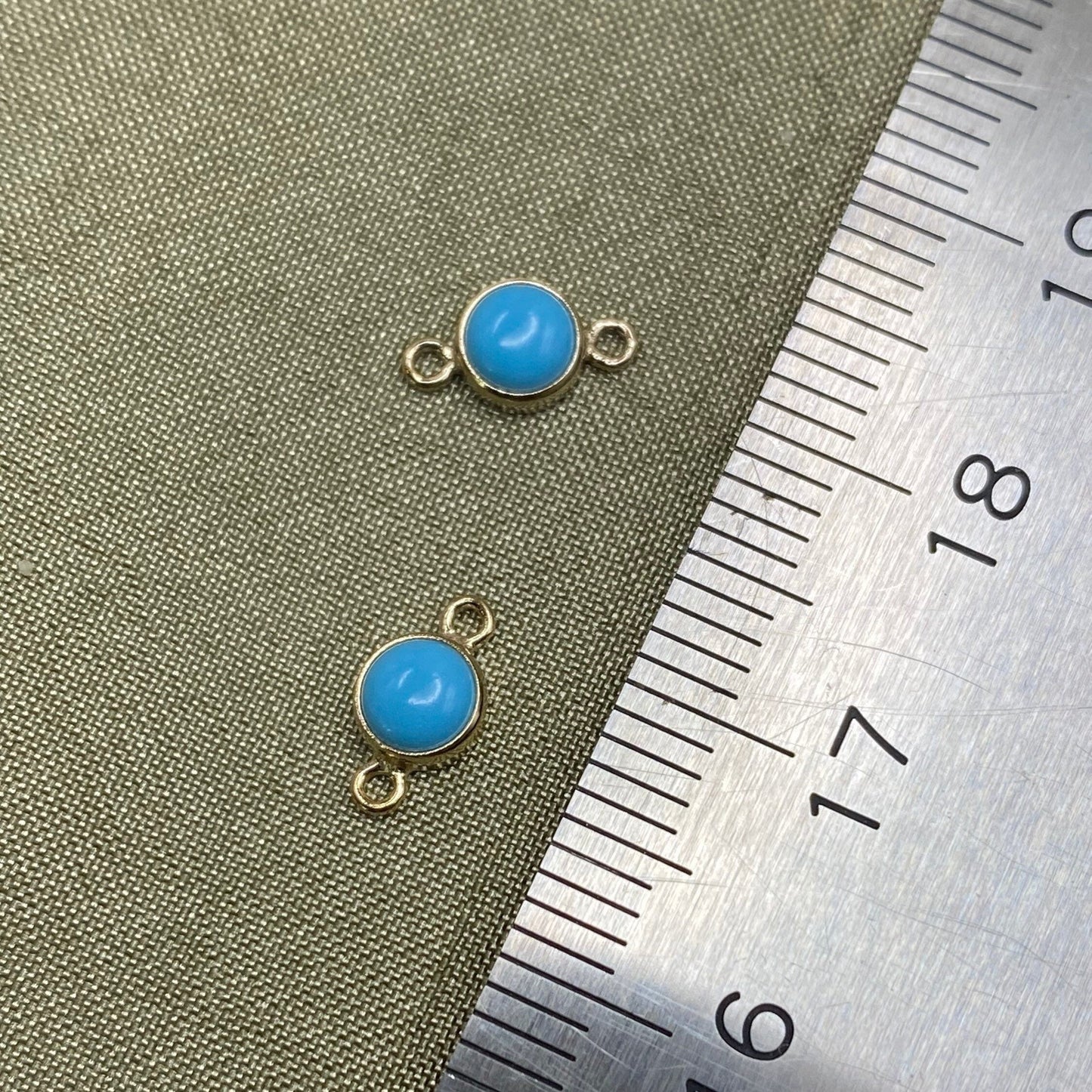 Turquoise Connectors 4mm - 5 Pack - B8