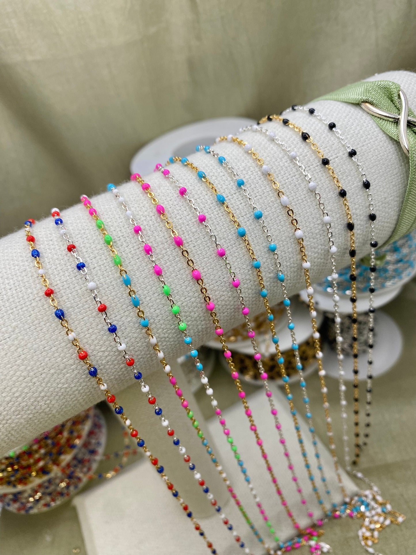 Pink & White Enamel Chain - Dot Cable - E17