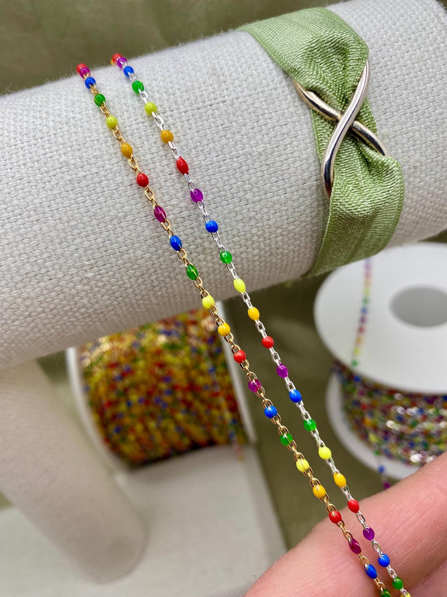 Rainbow Enamel Chain - Dot Cable - E19