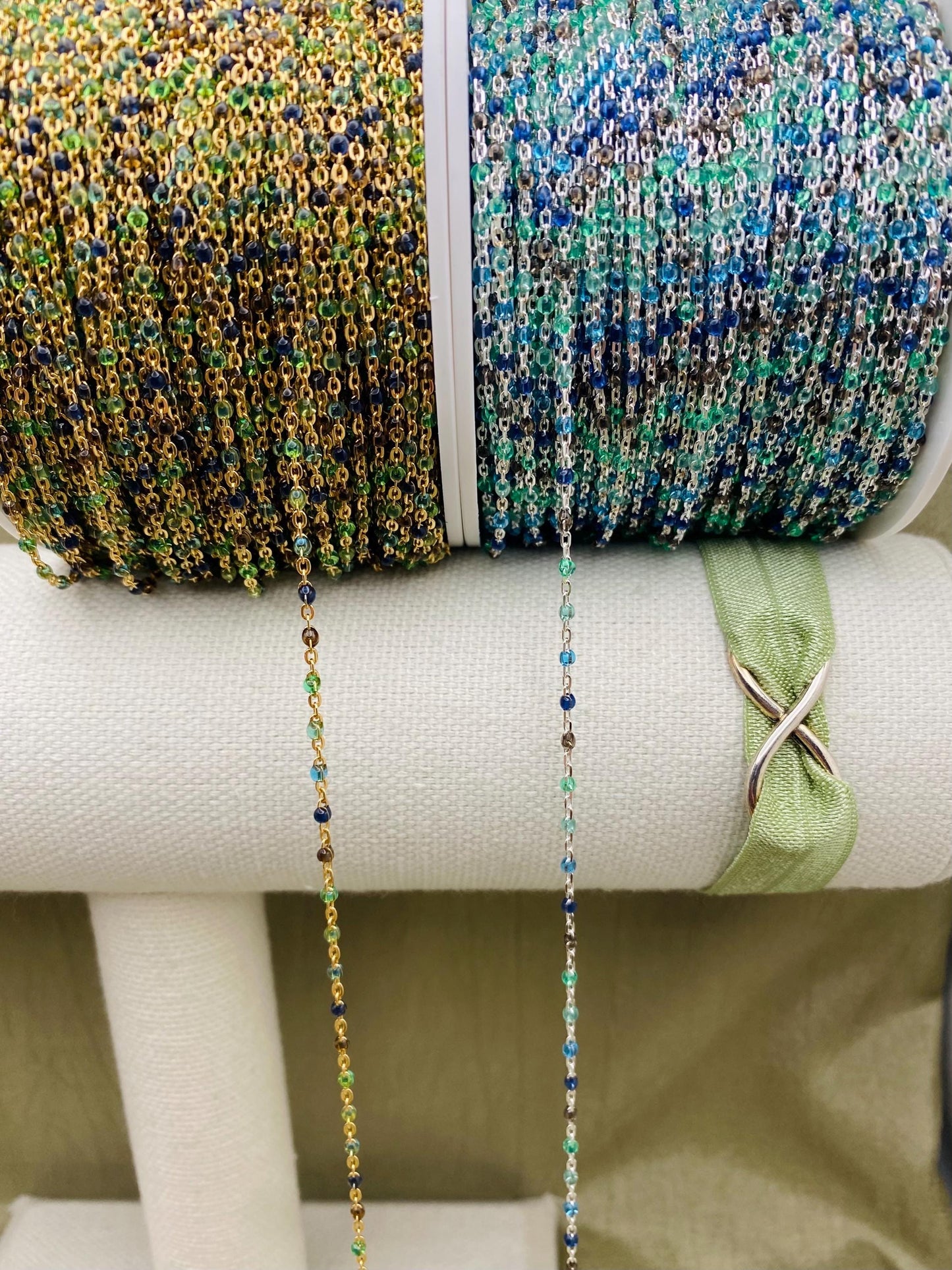 Ocean Enamel Chain - Dot Cable - E21