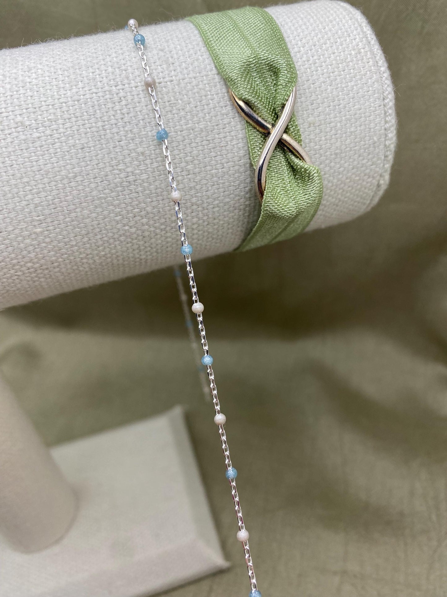 Ice Queen Enamel Chain - Dot Cable - E23