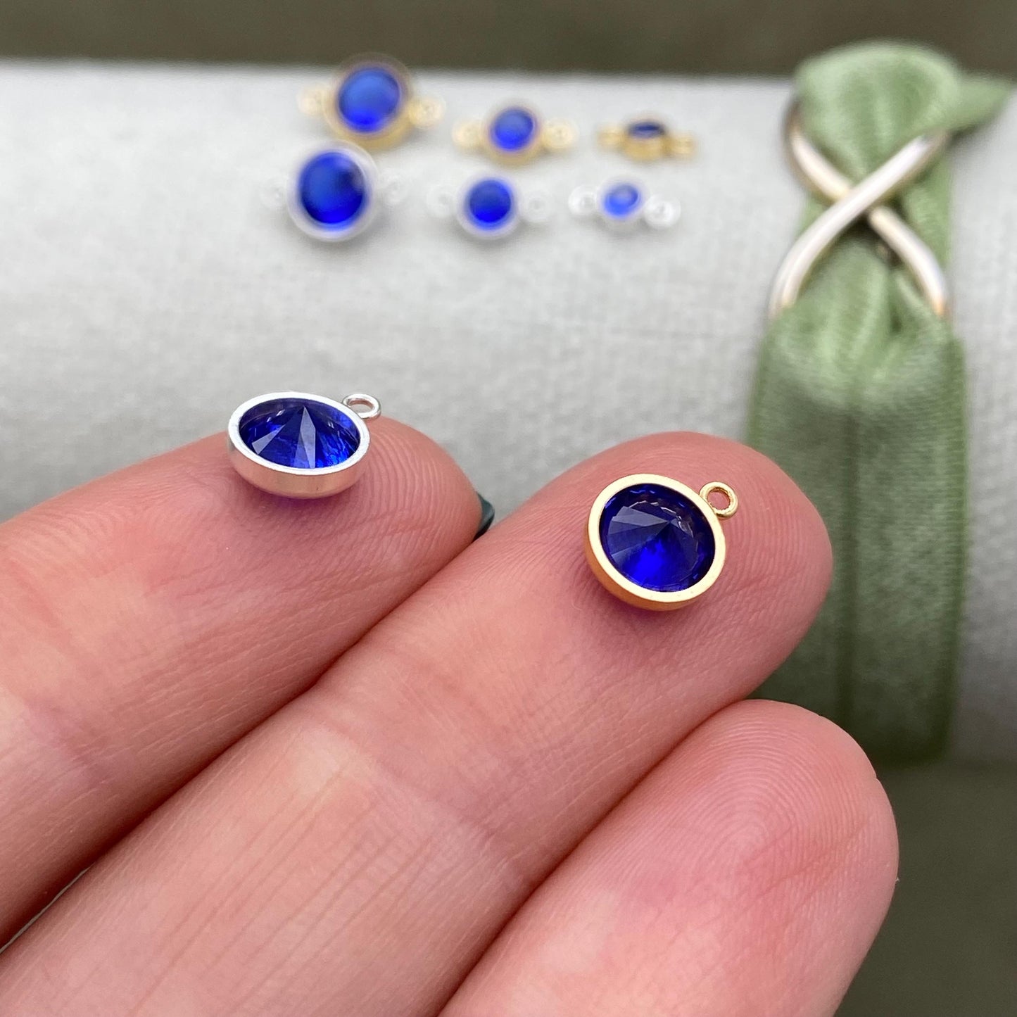 Sapphire Blue CHARMS 4mm 6mm - B37