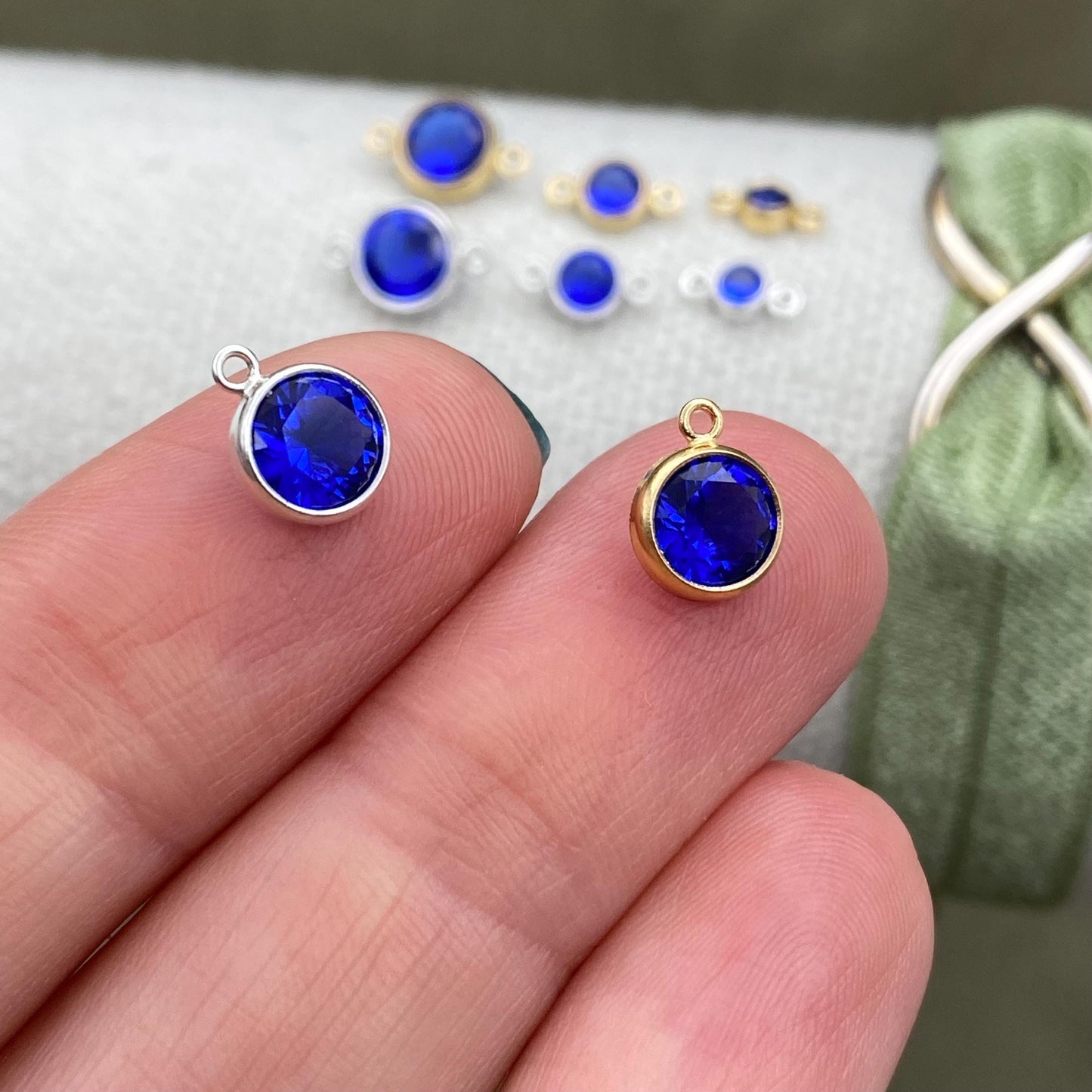 Sapphire Blue CHARMS 4mm 6mm - B37
