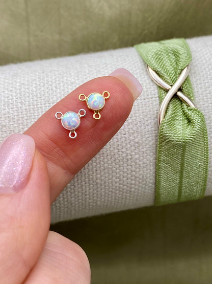 10 - 2 - 6 White Opal Connectors 4mm - 2 Pack - B47