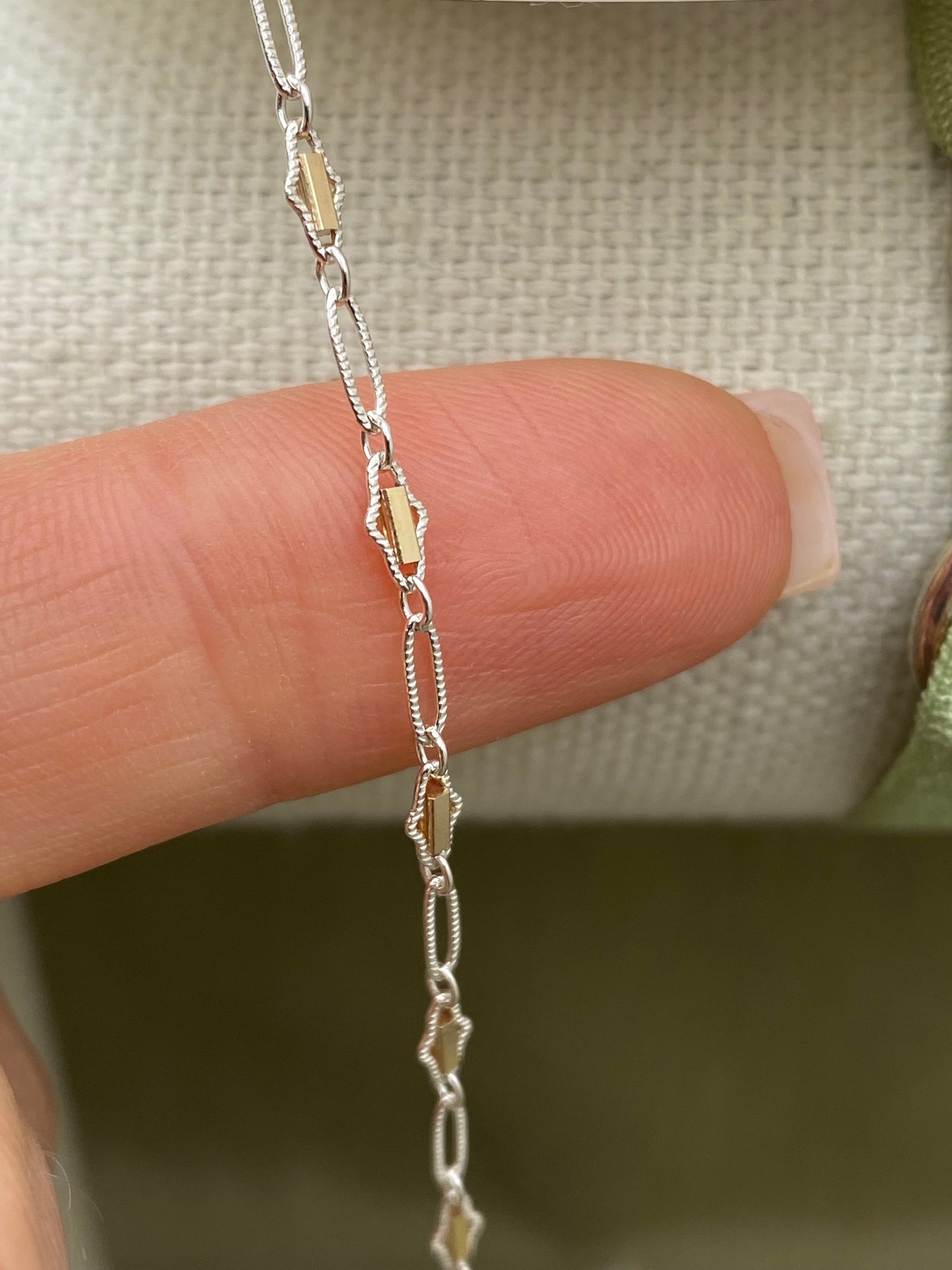 Mixed Metal Diamond & Bar - C44