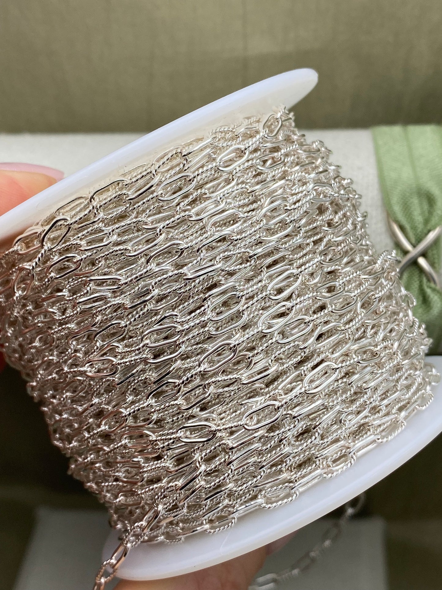 Smooth & Twist Paperclip Chain 3.15mm - C43