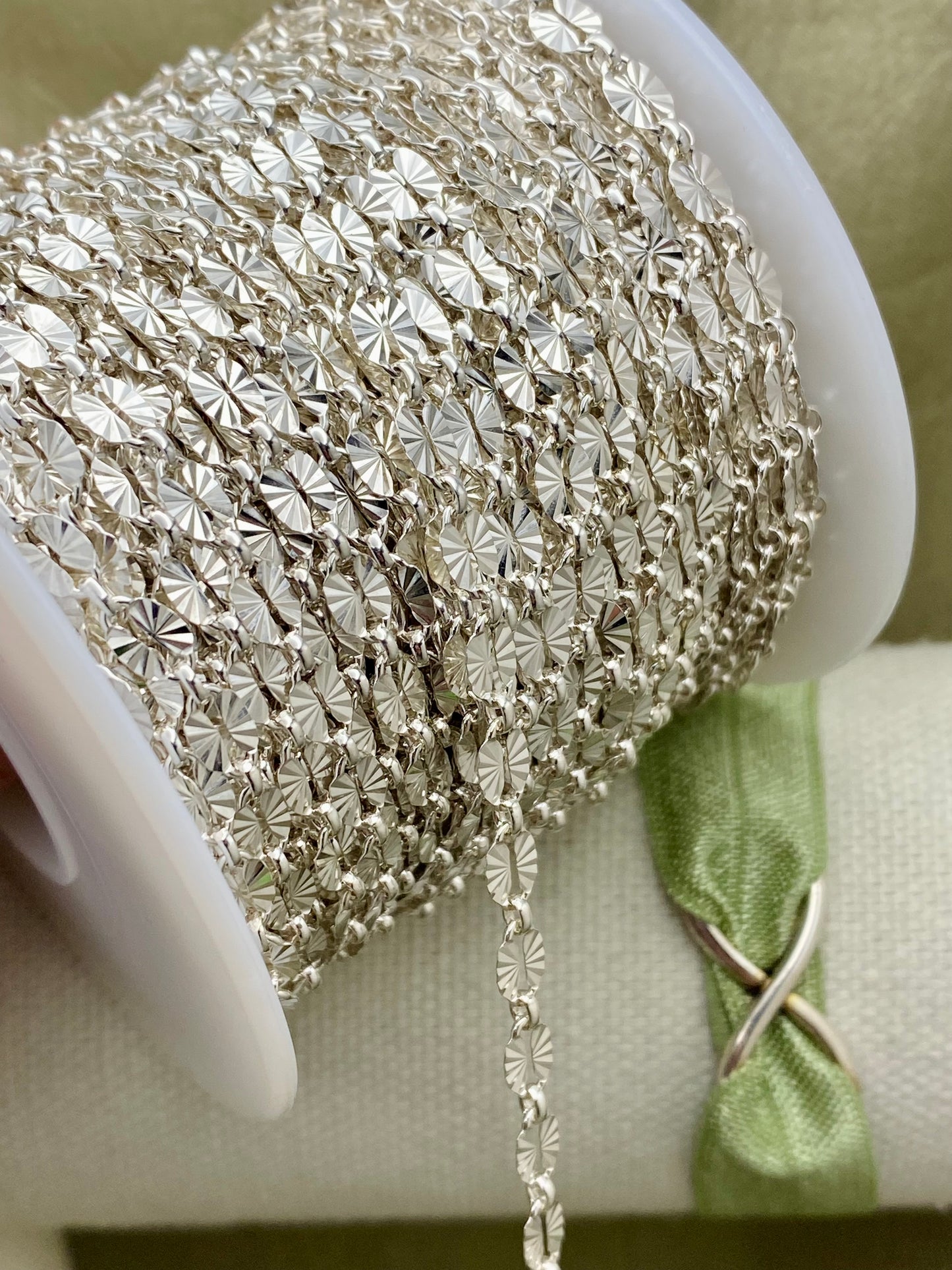 Large Disco Sunburst Chain - C35