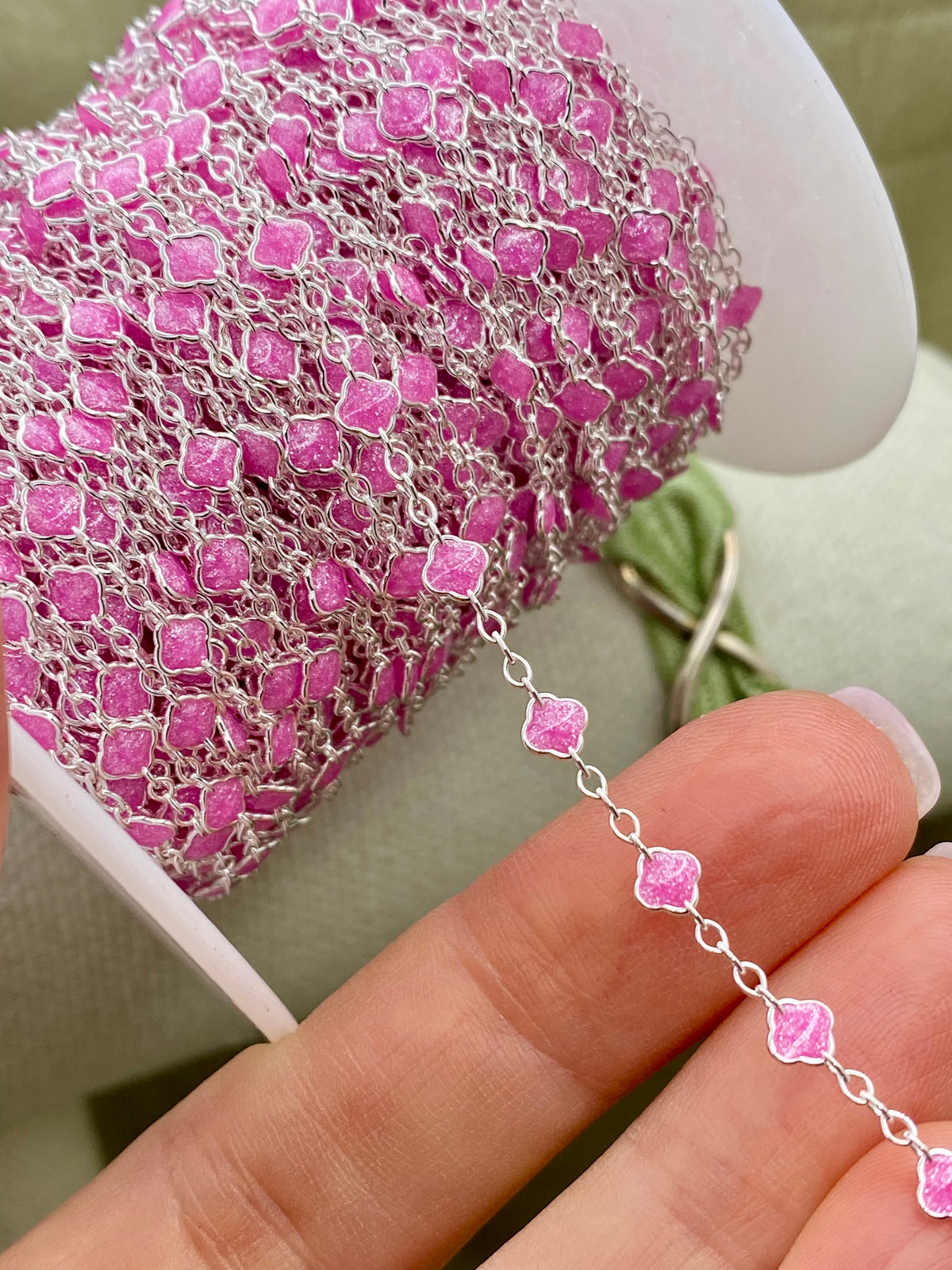 Pink Glitter Enamel Chain - 5:1 Clover - E32
