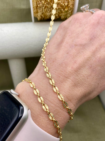 Large Disco Sunburst Chain - C35