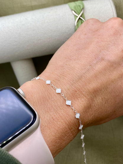 White Enamel Chain - 5:1 Clover - E34
