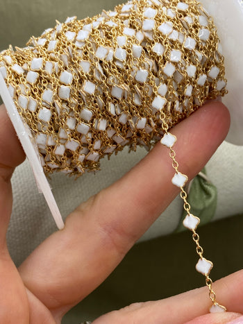 White Enamel Chain - 5:1 Clover - E34