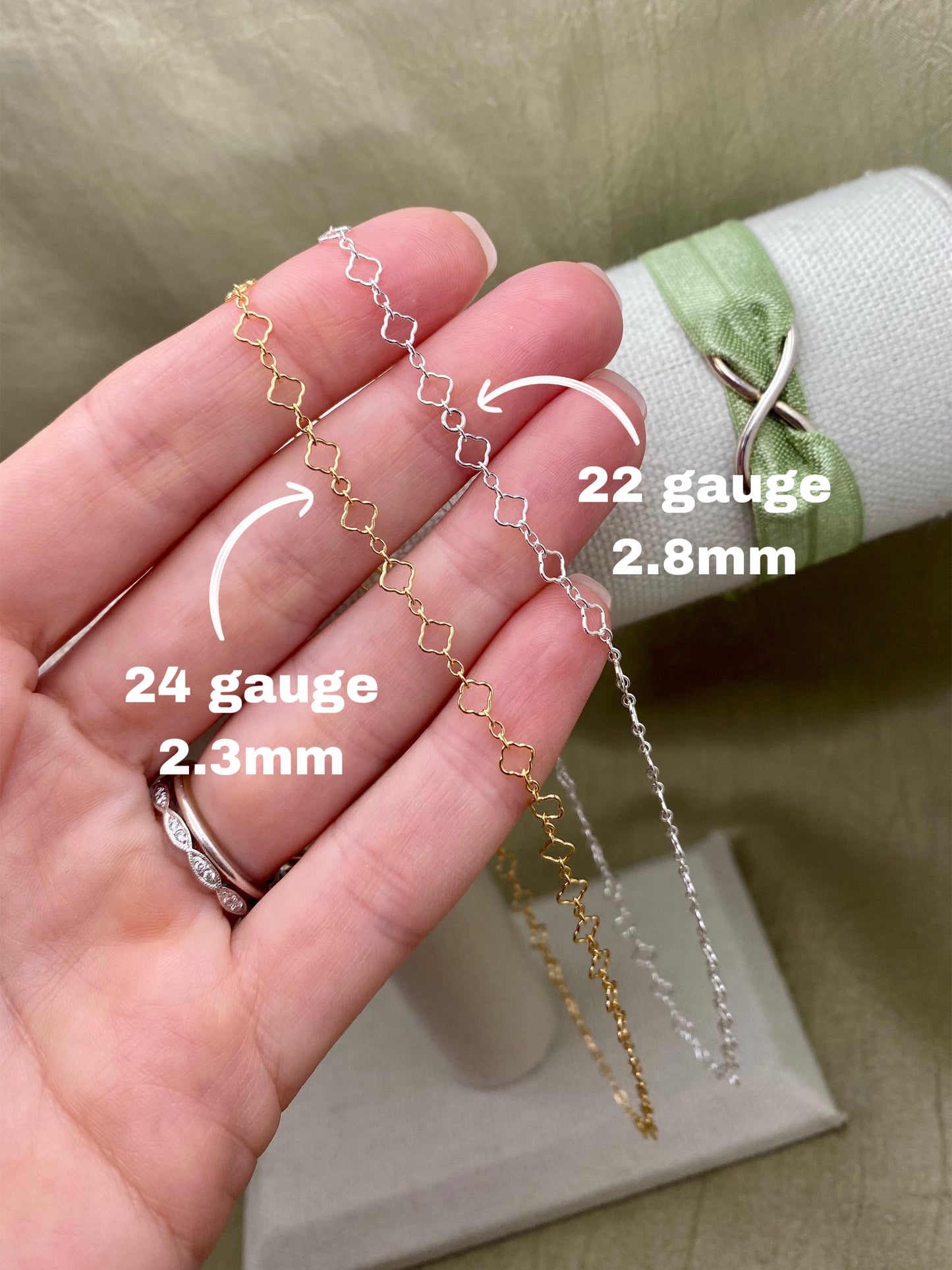Clover Chain - C28