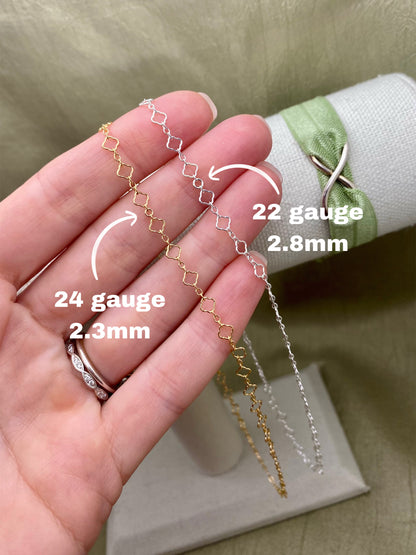 Clover Chain - C28
