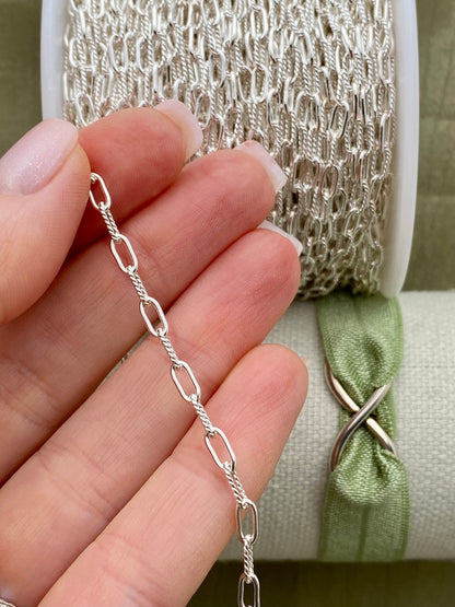 Smooth & Twist Paperclip Chain 3.15mm - C43