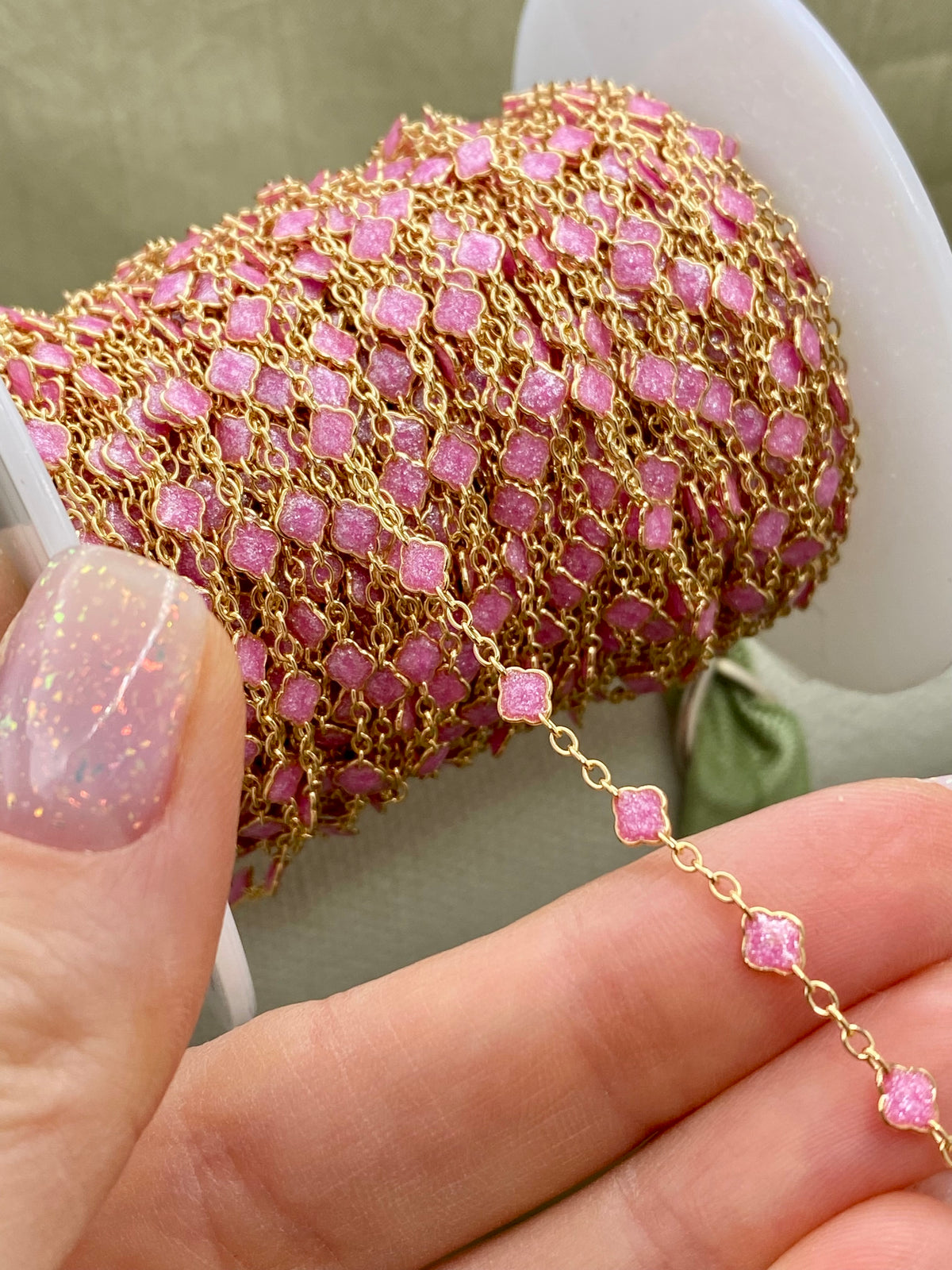 Pink Glitter Enamel Chain - 5:1 Clover - E32