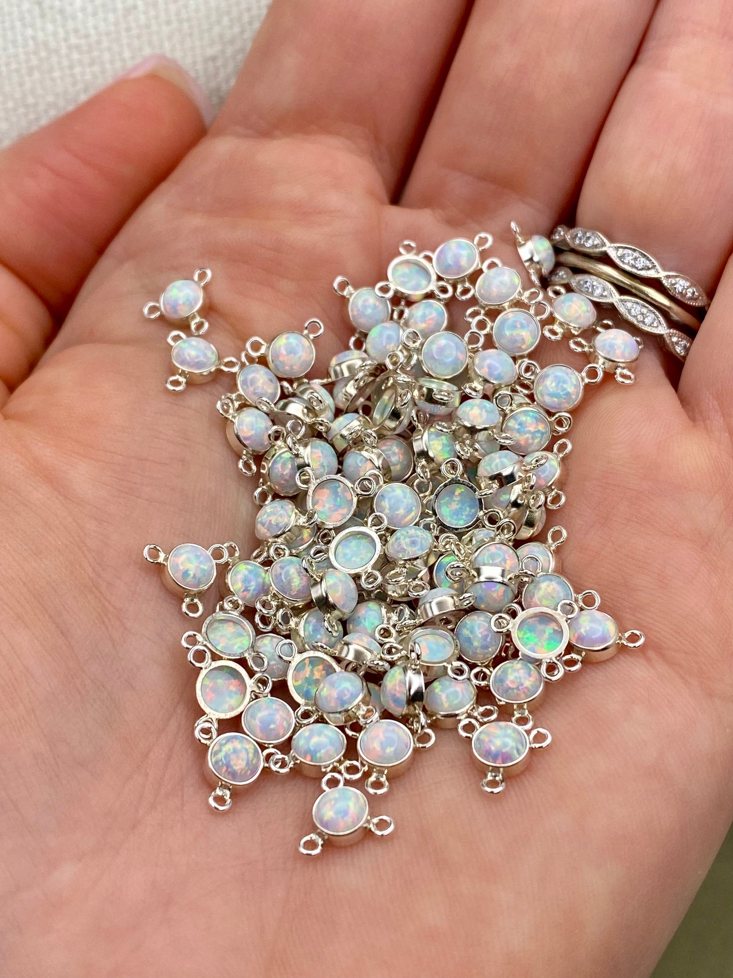 10 - 2 - 6 White Opal Connectors 4mm - 2 Pack - B47