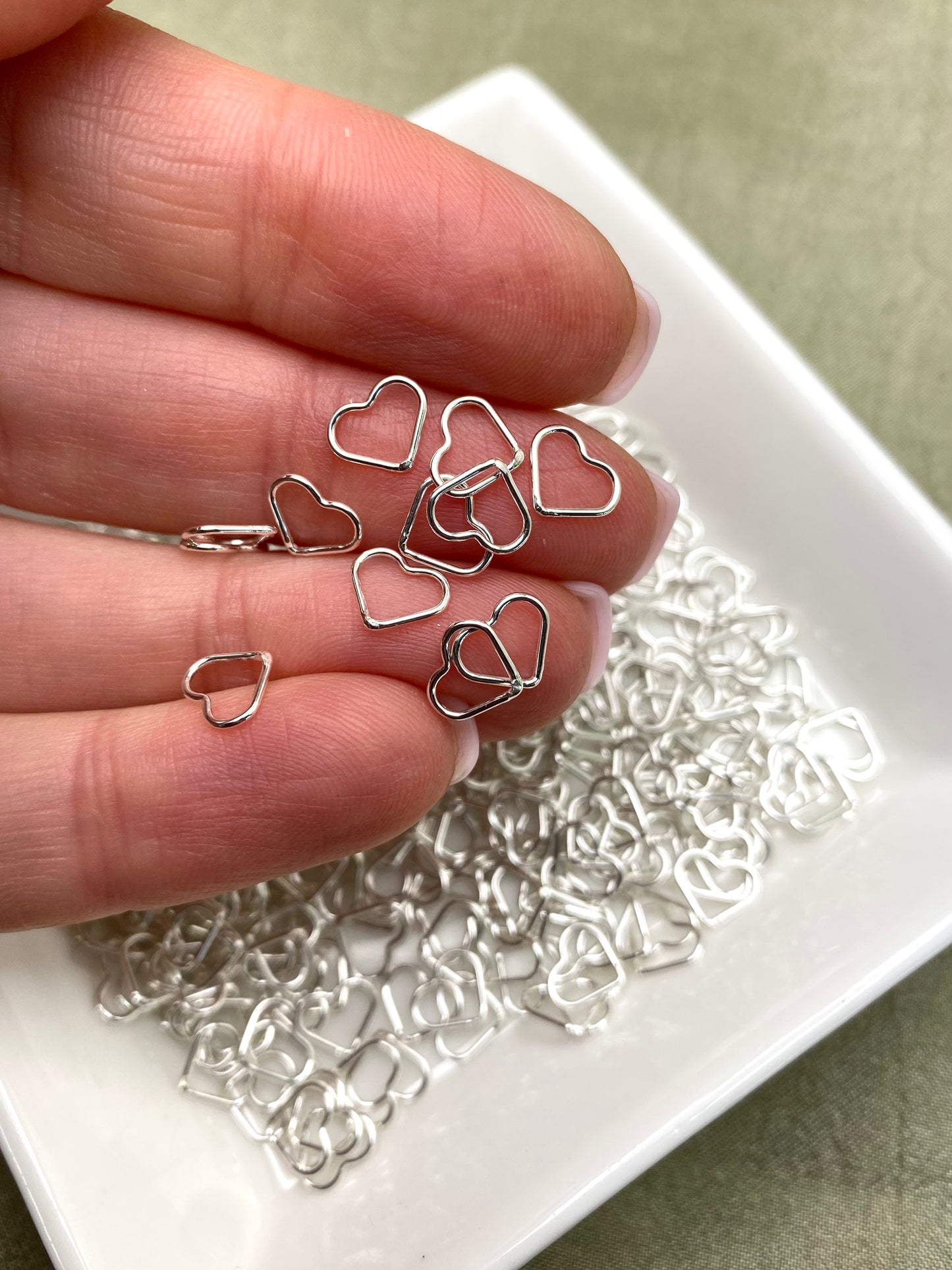 Mini Heart Connectors 7.3mm - 5 Pack - F41