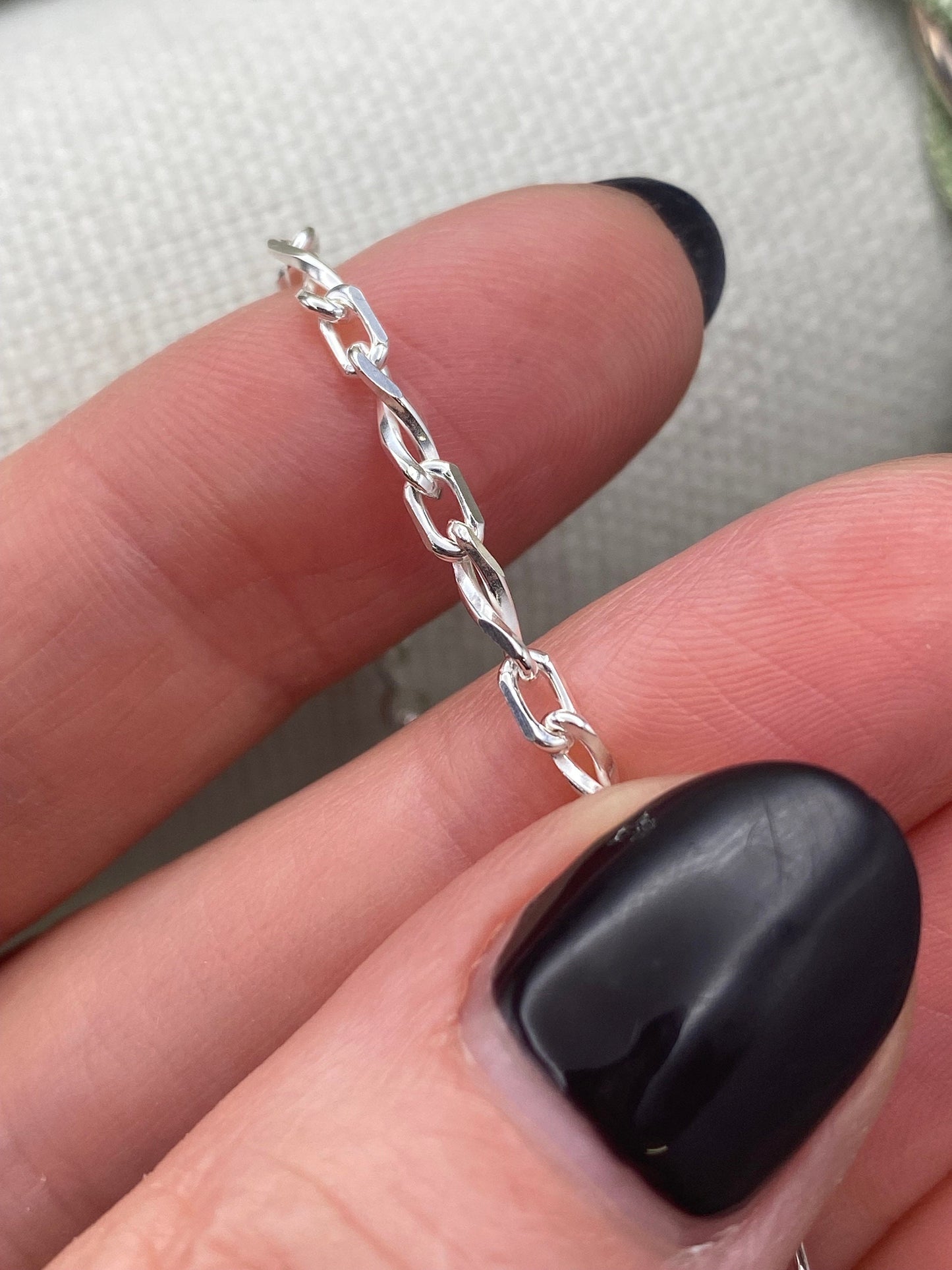Infinity 2.5mm Curb Chain - C2