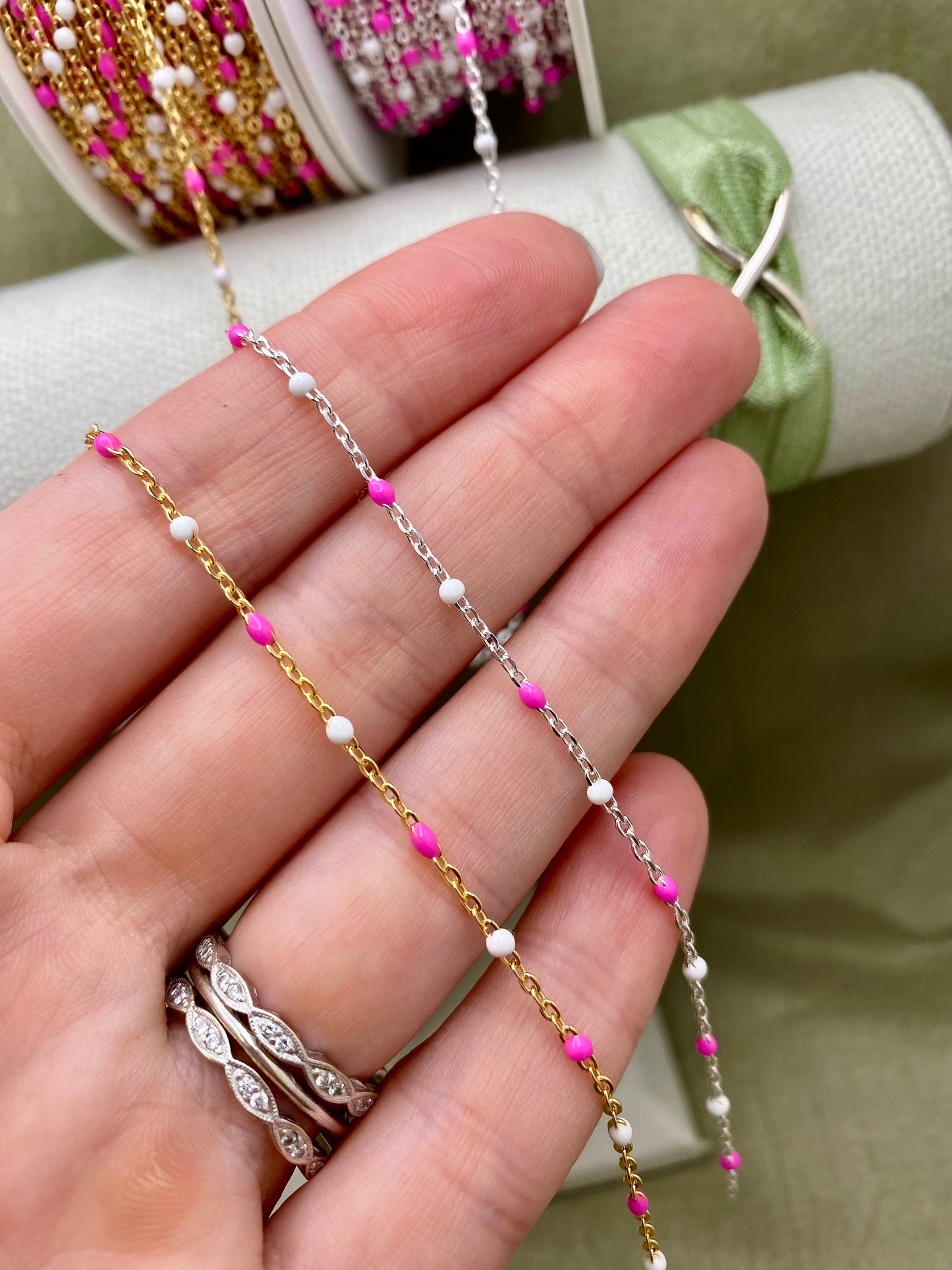 Pink & White Enamel Chain - Dot Cable - E17
